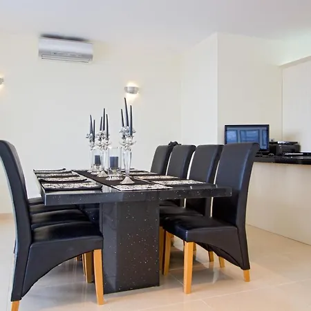 Villa Puerto Del Carmen Sleeps 8 Pool Air Con Wifi