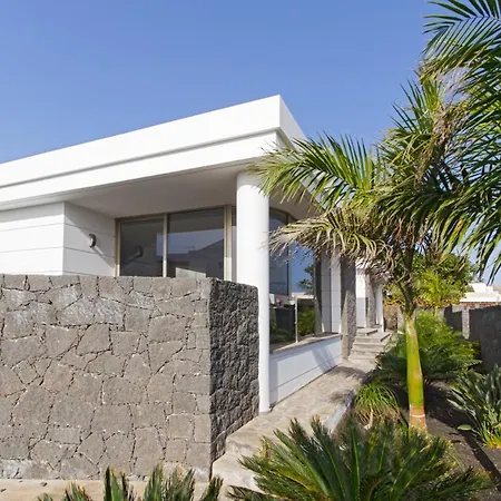 Puerto Del Carmen Sleeps 8 Pool Air Con Wifi